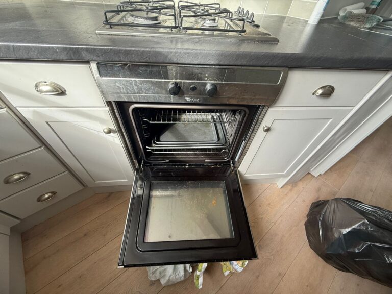 WhatsApp Image 2025-12-08 at 21.10